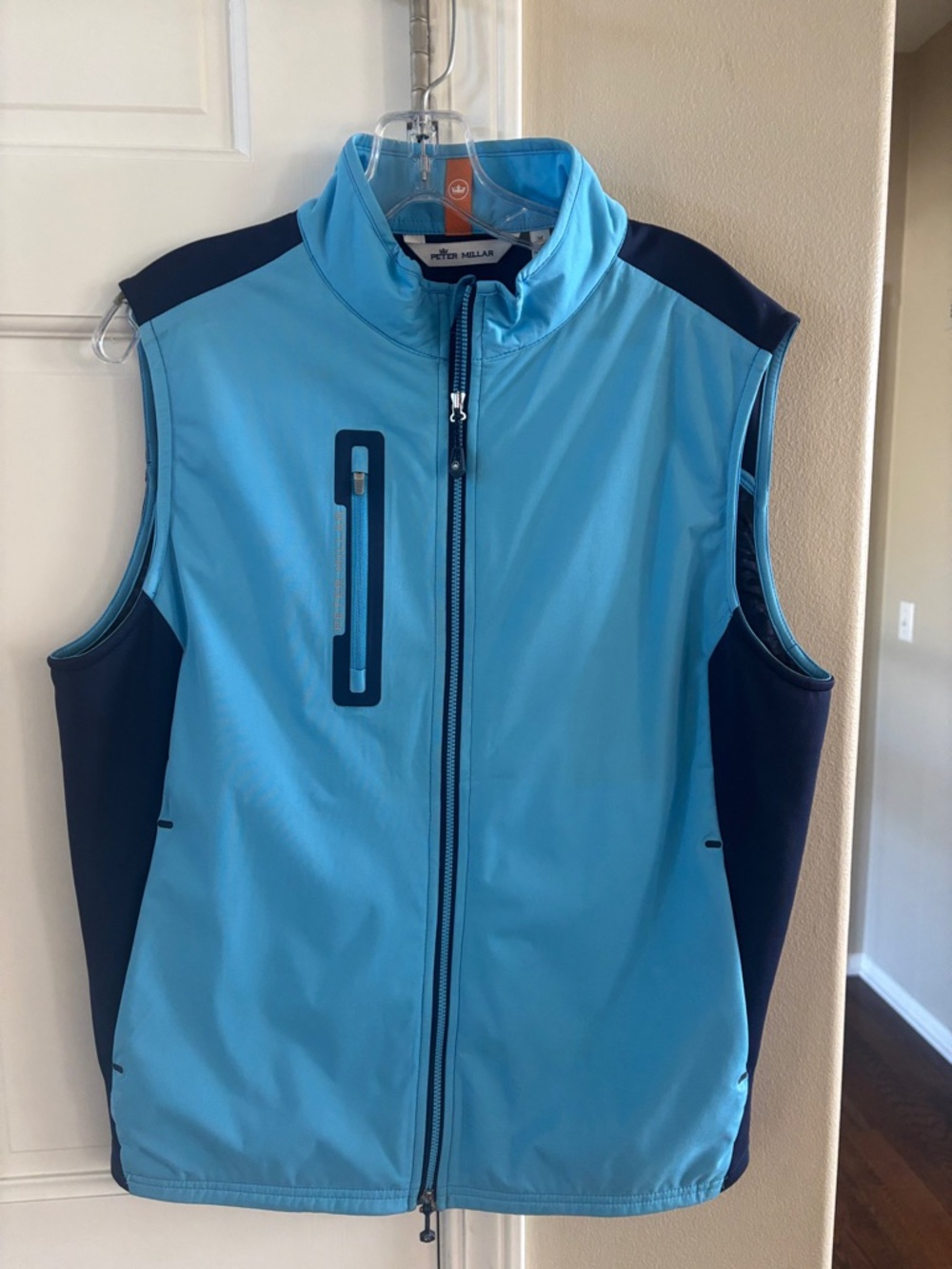 Peter Millar Hyperlight Fuse Vest Men’s Large. Full Zip & Water Resistant.